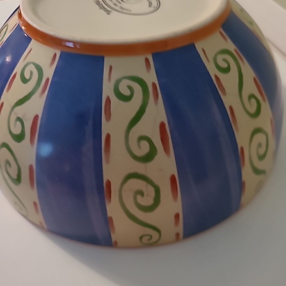 Pfaltzgraff Large Serving Bowl - Picture 4 of 7